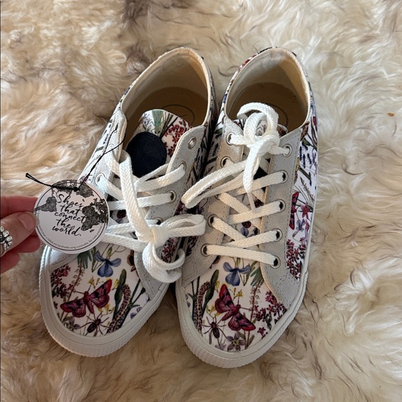 Inkkas new Monterey Lace Up floral boat sneaker 7 butterfly low top artist shoes - Picture 2 of 11